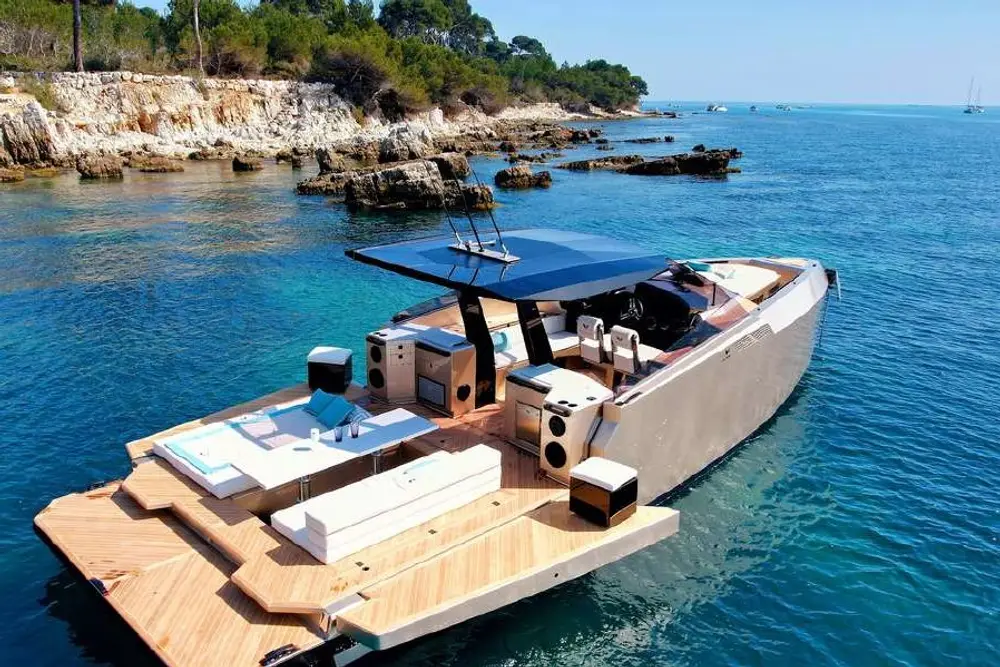 Yacht Alium 42, 13 m