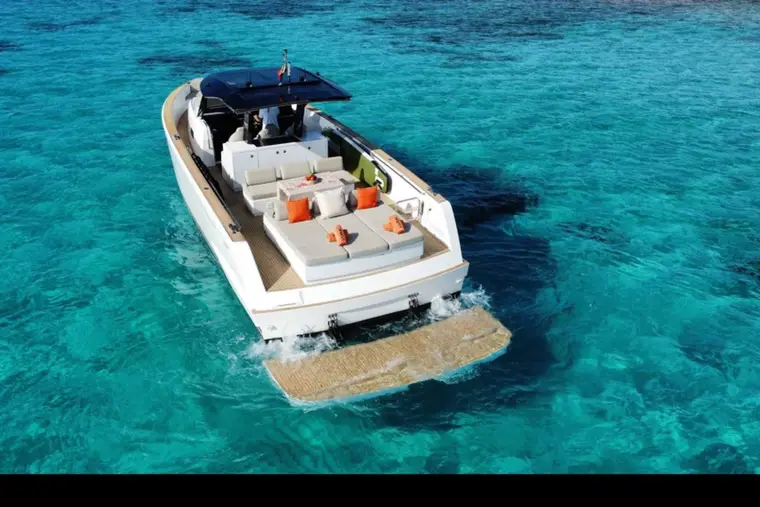 Yacht Pardo 43, 12,8 m